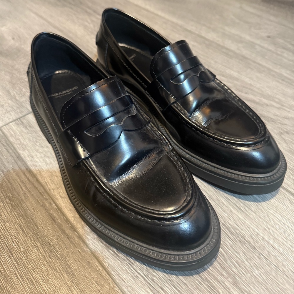 Vagabond Black Leather Loafers